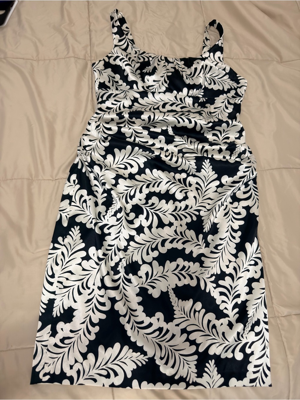 London Times Black and White Floral-Leaf Midi Dress
